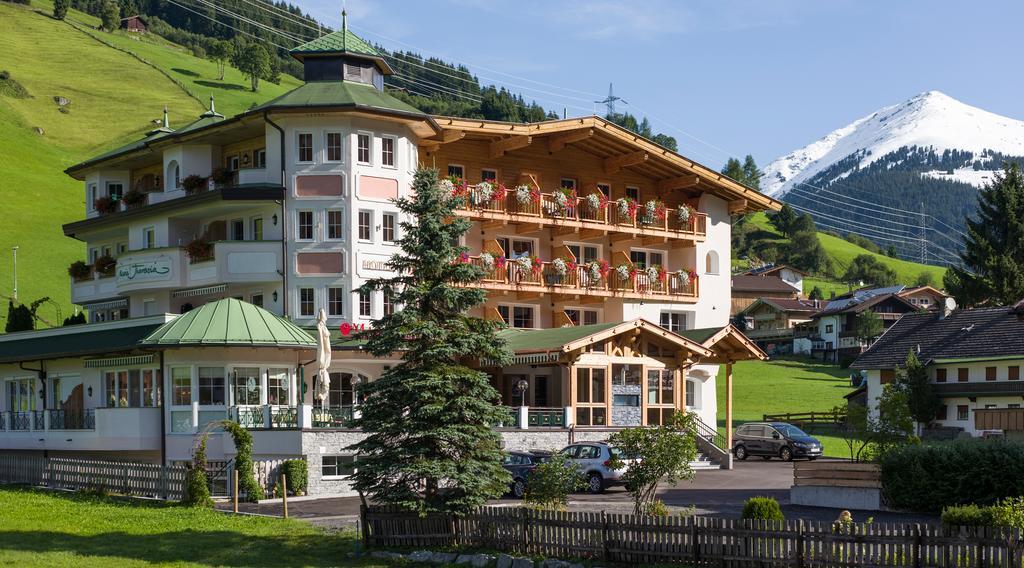 Hotel Maria Theresia Gerlos Exterior foto