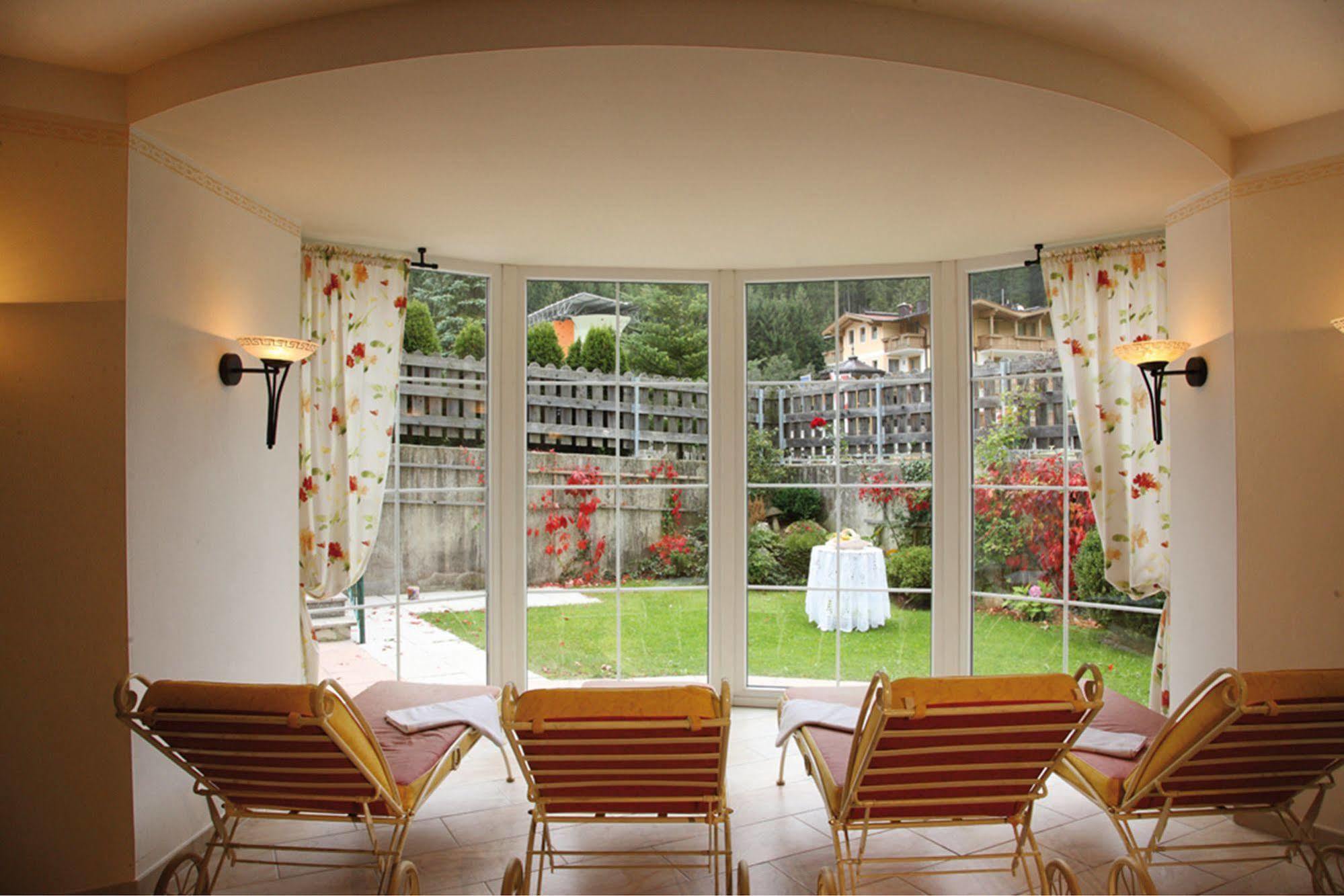 Hotel Maria Theresia Gerlos Exterior foto